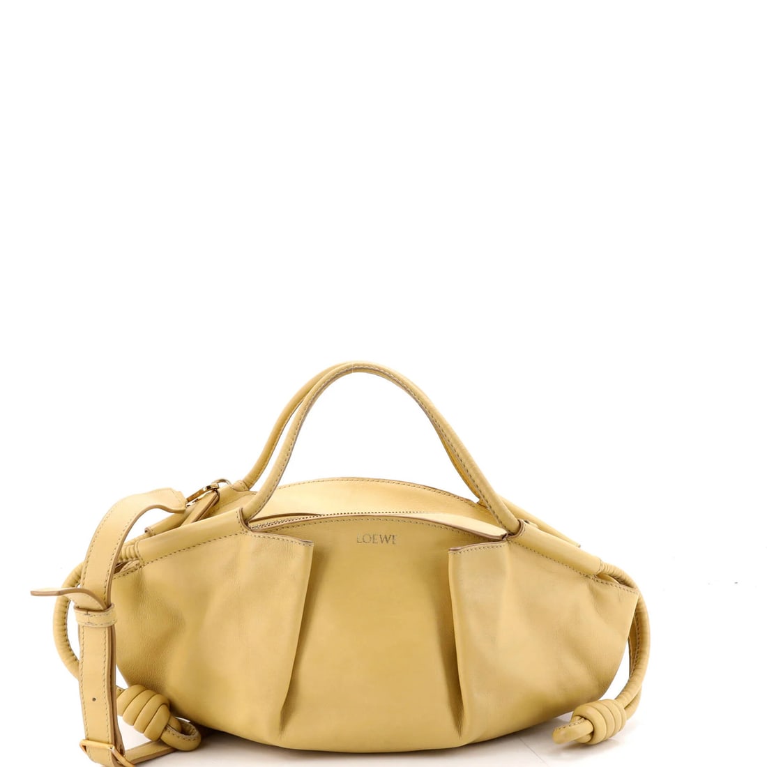Small Shiny Calfskin Bag Paseo Nappa Loewe: Small Shiny Calfskin Bag Paseo Nappa Loewe Small Shiny Calfskin Bag Paseo Nappa LoeweThe Paseo Nappa bag from Loewe features a shiny calfskin exterior in a neutral color, with a sleek and modern