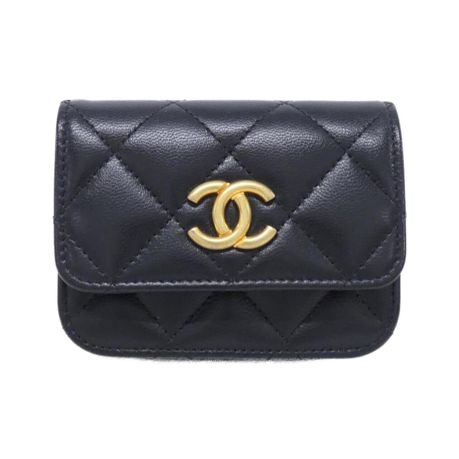 Leather Fanny Pack Chanel: Leather Fanny Pack Chanel Black leather fanny pack with a sleek design, measuring 7.5cm x 10cm x 3cm. This Chanel fanny pack is made from high-quality leather and features a classic, timeless style. I