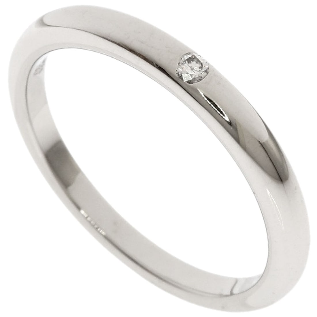 Platinum Pt950 Diamond Ring For 1P Bvlgari Wedding: Platinum Pt950 Diamond Ring For 1P Bvlgari Wedding Platinum Pt950 Diamond Ring For 1P Bvlgari Wedding is a stunning silver-toned ring featuring a diamond main stone, set in a platinum PT950 band. The