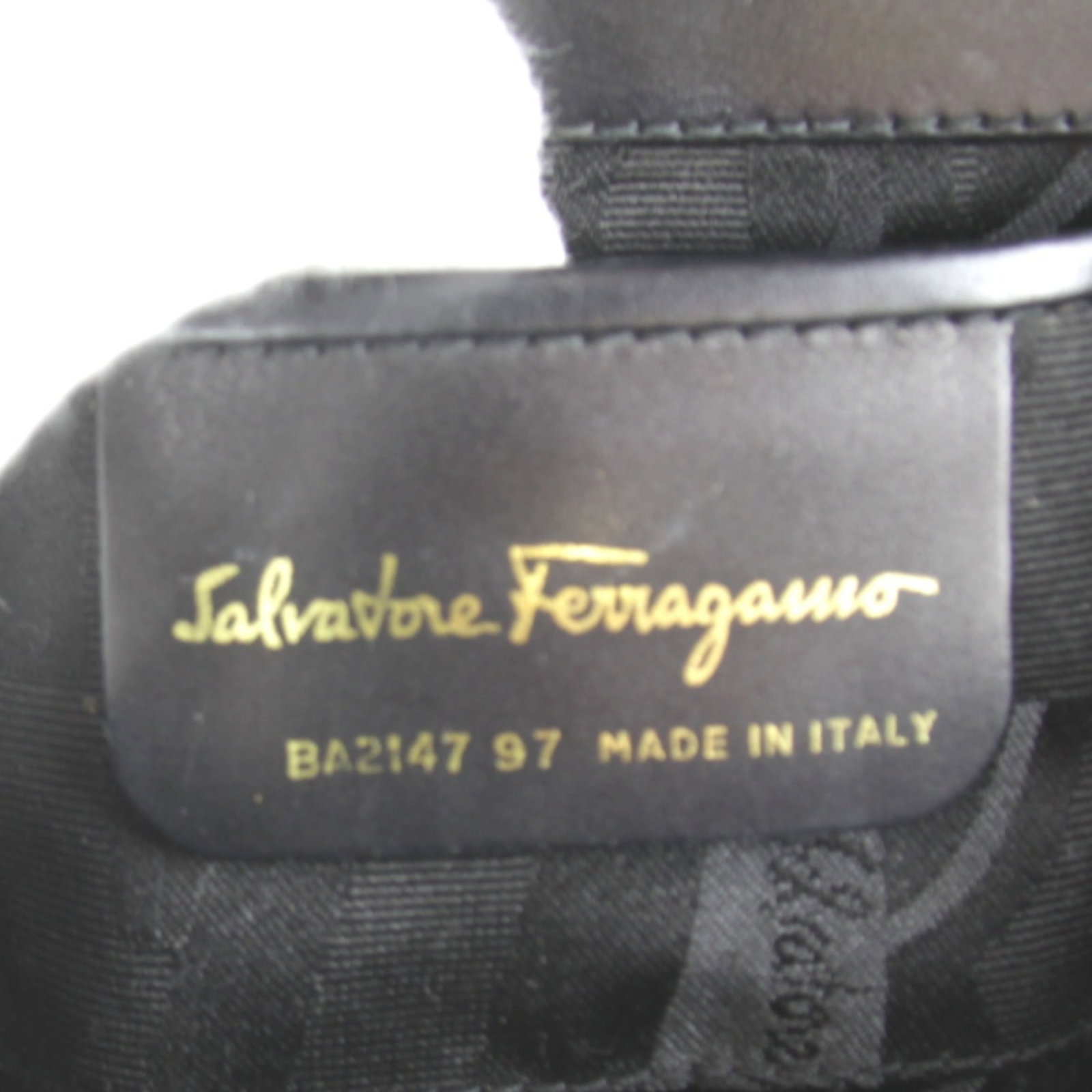 Ferragamo Leather Shoulder Bag - 9