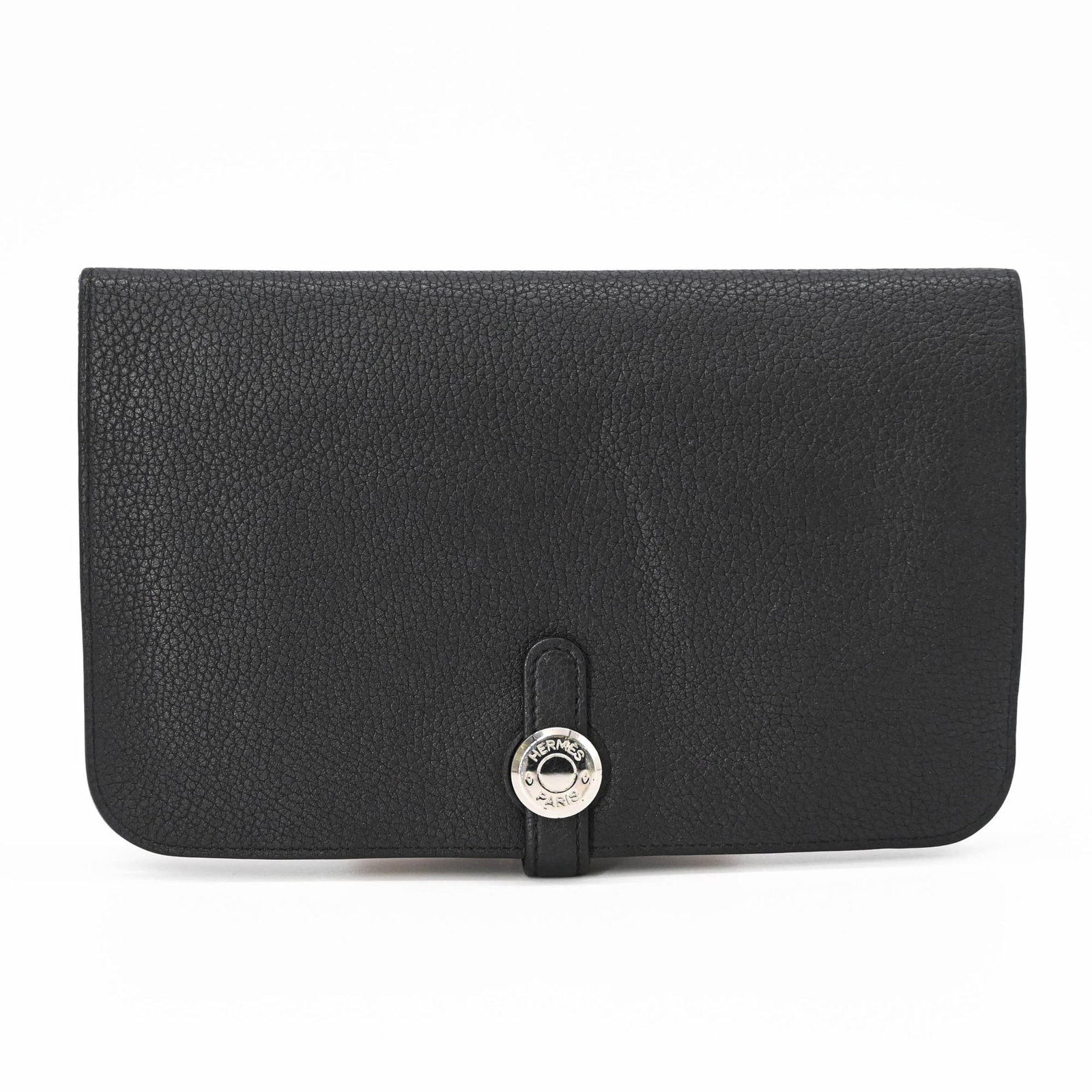 Hermes Wallet (Bi-Fold) Evercalf Leather: Hermes Wallet (Bi-Fold) Evercalf Leather Evercalf leather craftsmanship meets timeless style in this sleek black bi-fold wallet from Hermes. Its compact size and slim profile make it a versatile