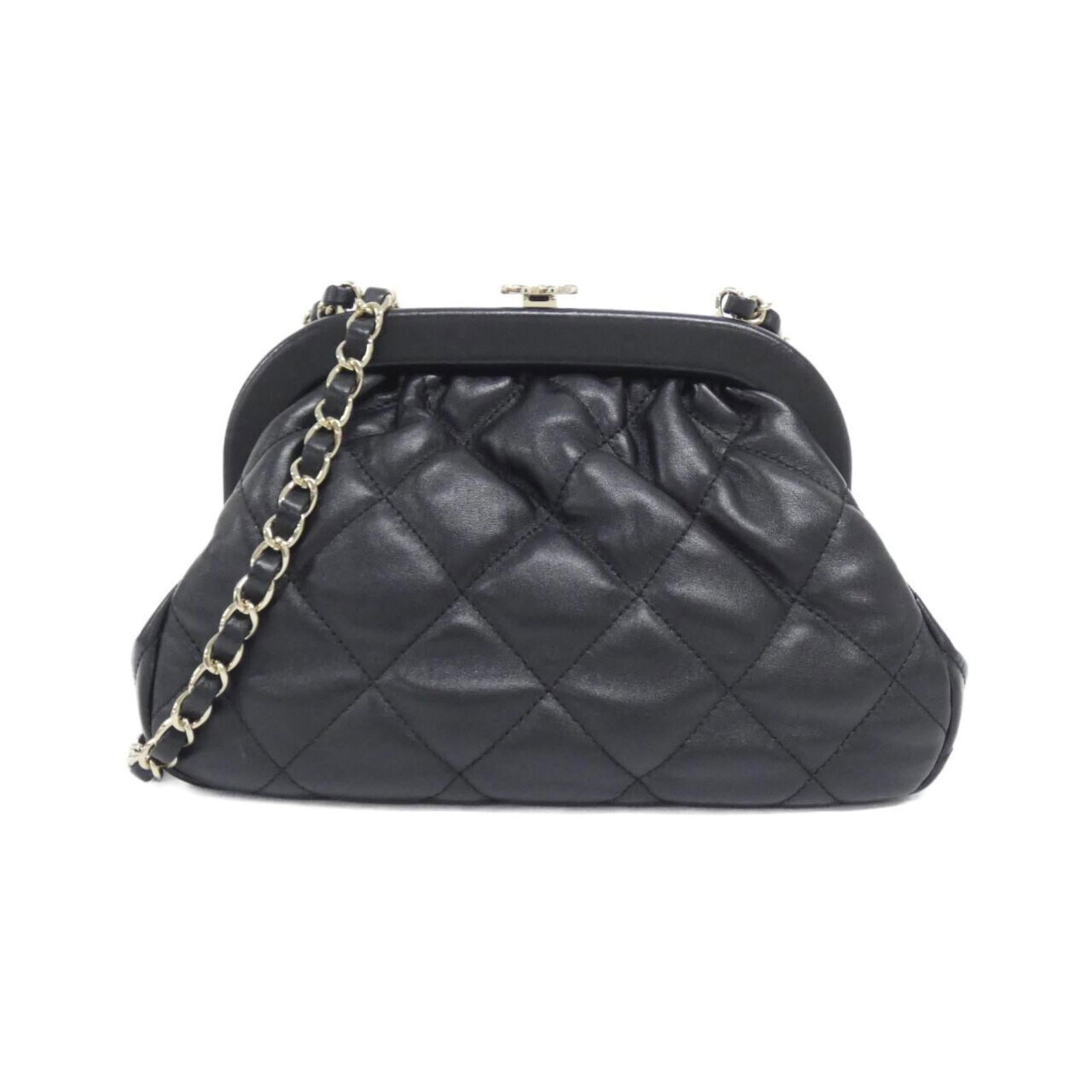 Shoulder Bag Leather Chanel: Shoulder Bag Leather Chanel The Shoulder Bag Leather Chanel is a sleek and sophisticated accessory made from high-quality lambskin leather. Measuring 16cm x 24cm x 8cm, it features a classic design