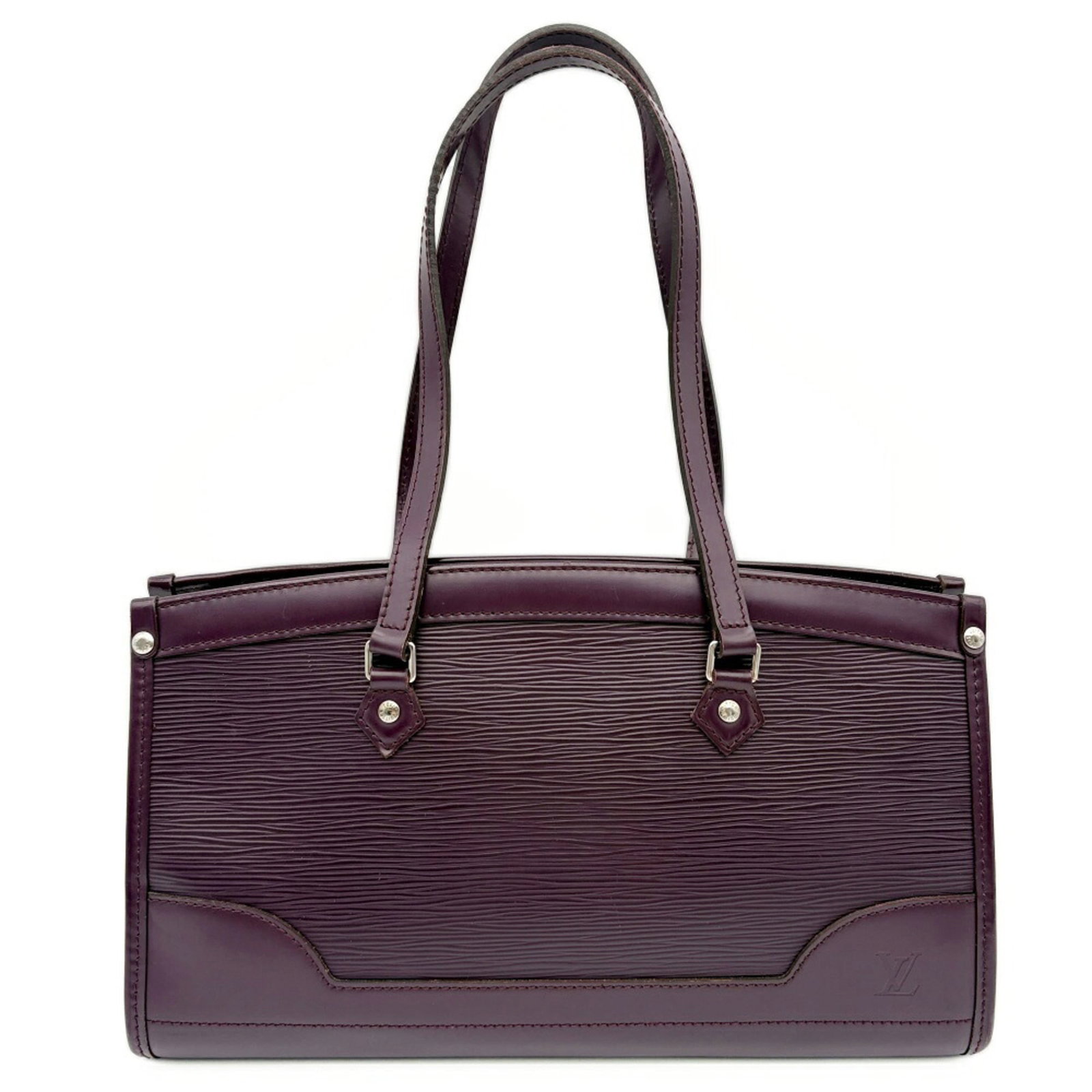 Shoulder Bag Leather Louis Vuitton: Shoulder Bag Leather Louis Vuitton Cassis, Purple Leather Louis Vuitton Shoulder Bag - 18cm x 32.5cm x 14cm. This Cassis, Purple Leather Louis Vuitton shoulder bag features a classic design with a