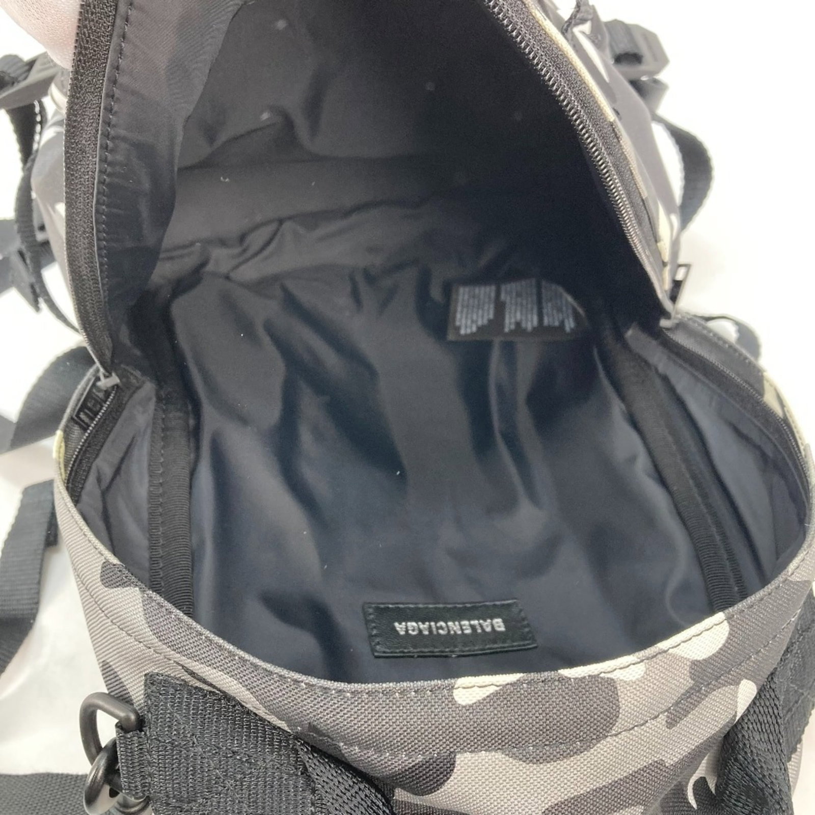 Backpack Cloth - 13
