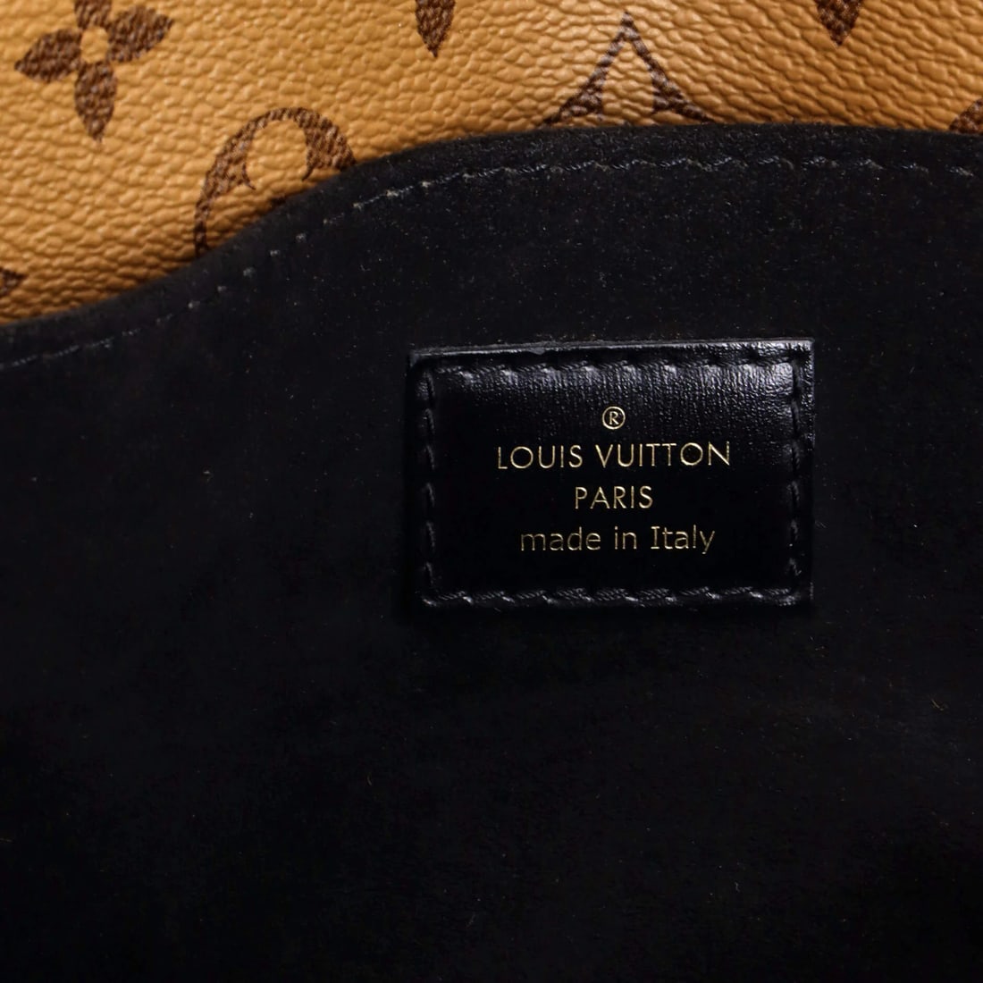 Monogram Reverse Canvas Pochette Louis Vuitton - 8