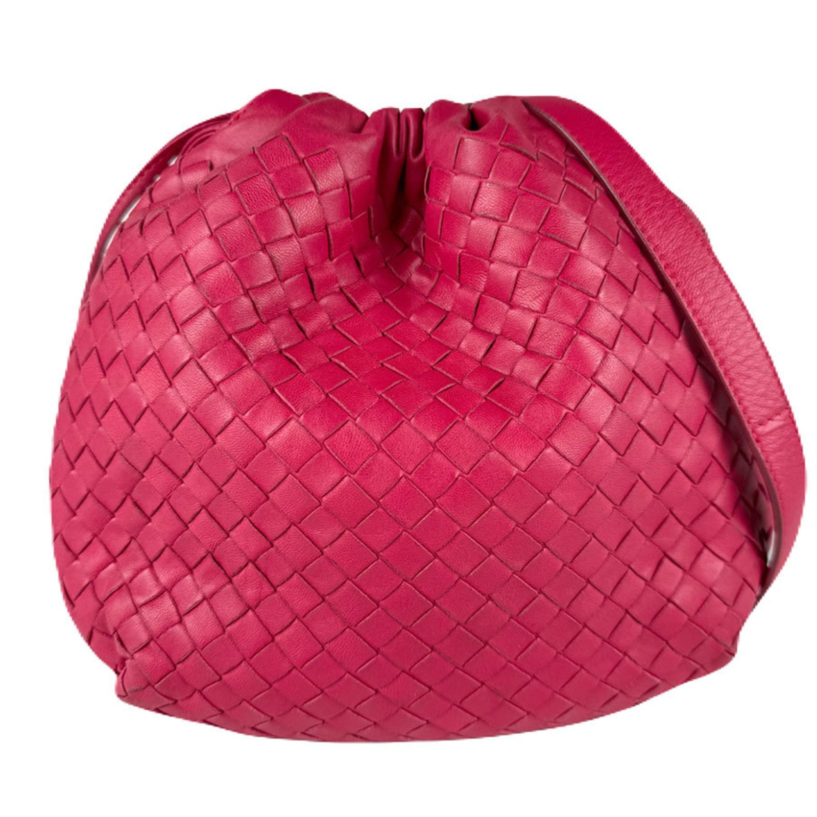 Bottega Veneta Shoulder Bag Leather: Bottega Veneta Shoulder Bag Leather Bottega Veneta's Intrecciato shoulder bag is crafted from high-quality leather, featuring a timeless design with a signature woven pattern. Measuring 21cm x 25cm x 
