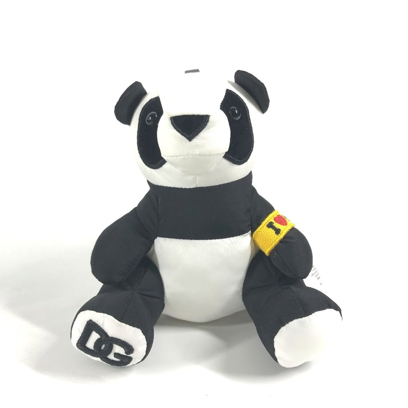 Dolce Gabbana Keyring Nylon: Dolce Gabbana Keyring Nylon Black and White Nylon Keyring with Panda Charm from Dolce & Gabbana's Jujutsu Kaisen Collaboration. This men's keychain features a unique design with an animal pattern,