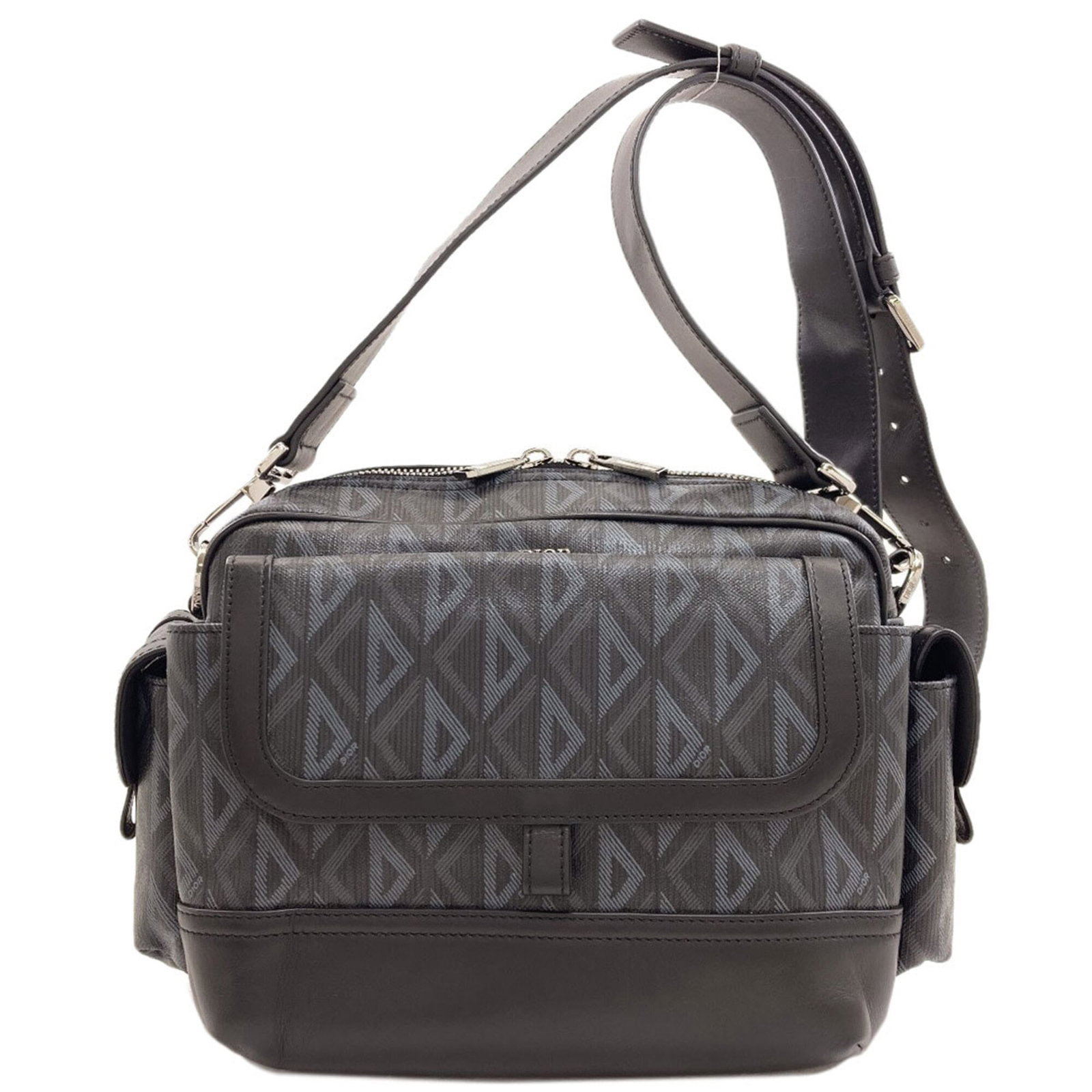 Shoulder Bag Dior Christian Pvc: Shoulder Bag Dior Christian Pvc Christian Dior's PVC shoulder bag boasts a sleek, modern design with a black PVC material that adds a touch of edgy sophistication. The bag's adjustable strap and