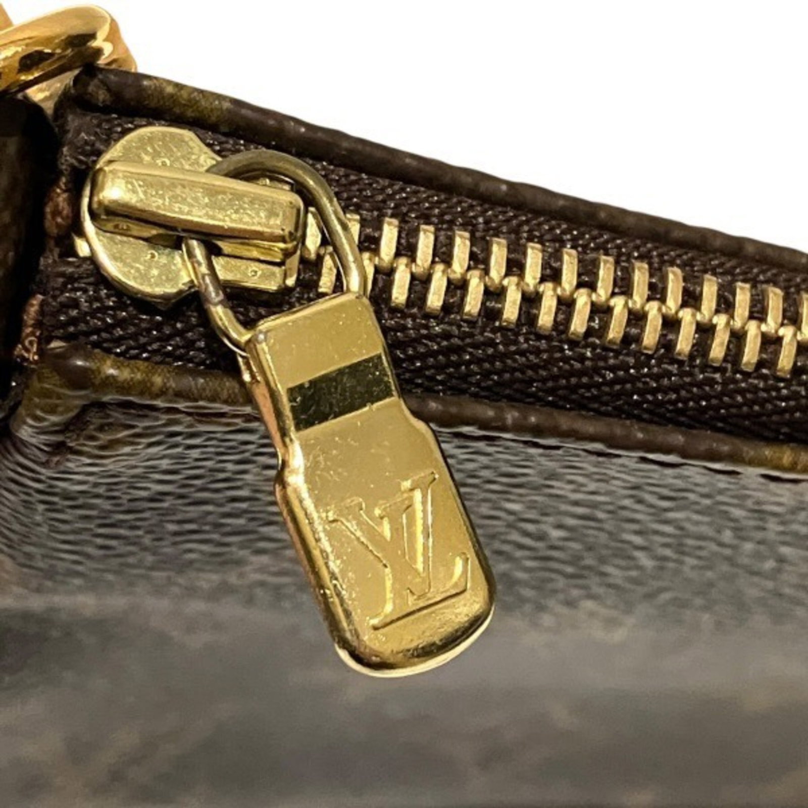 Louis Vuitton Monogram Handbag - 6