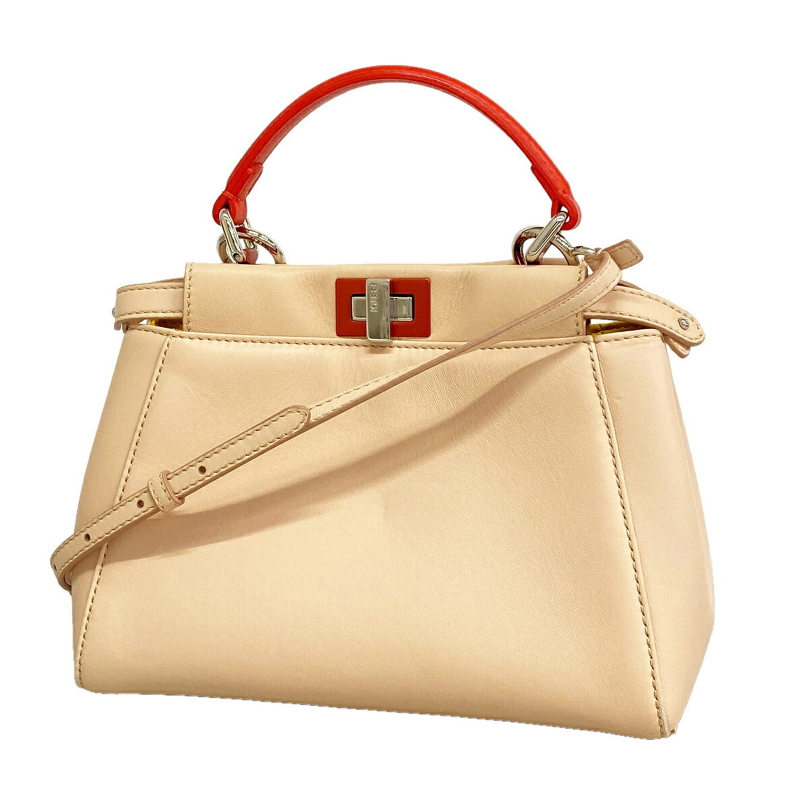 Handbag Leather Fendi: Handbag Leather Fendi Pink and Red Fendi Leather Handbag. This handbag features high-quality leather in a vibrant pink and red color combination, with silver hardware adding a touch of elegance. Measu