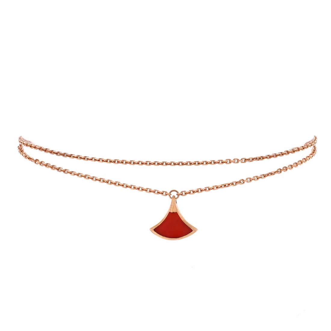 Bvlgari Divas' Dream Bracelet 18K Rose Gold with Carnelian: Bvlgari Divas' Dream Bracelet 18K Rose Gold with Carnelian 18K Rose Gold Bvlgari Divas' Dream Bracelet with a vibrant Carnelian stone, adding a pop of red to this elegant 18K rose gold design. The