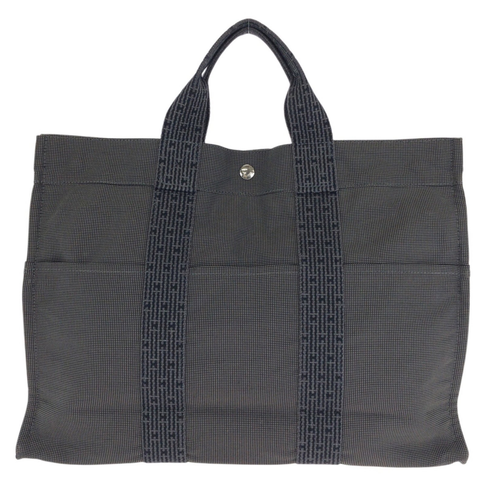 Polyamide Polyester Bag Tote Handbag Hermes: Polyamide Polyester Bag Tote Handbag Hermes Polyamide Polyester Bag Tote Handbag Hermes is a high-quality, French-made handbag with a durable polyamide and polyester material, offering a stylish gray