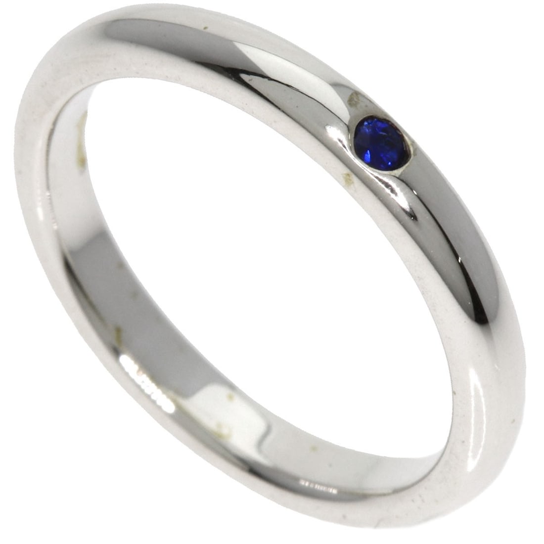 Tiffany & Co Stacking Band Sapphire Ring Silver: Tiffany & Co Stacking Band Sapphire Ring Silver Stacking band sapphire ring in silver, featuring a main stone of sapphire. This Tiffany & Co. design showcases the beauty of silver metal and the