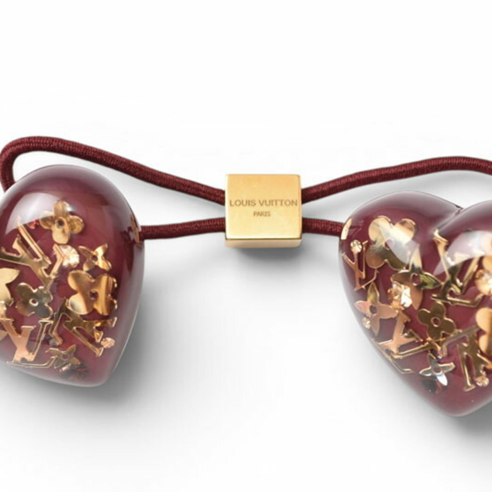 Vuitton Plastic Hair Tie Louis: Vuitton Plastic Hair Tie Louis This Louis Vuitton Plastic Hair Tie is a stylish accessory featuring the iconic Louis Vuitton design. Made from high-quality plastic, it measures 3cm x 10.5cm and boasts