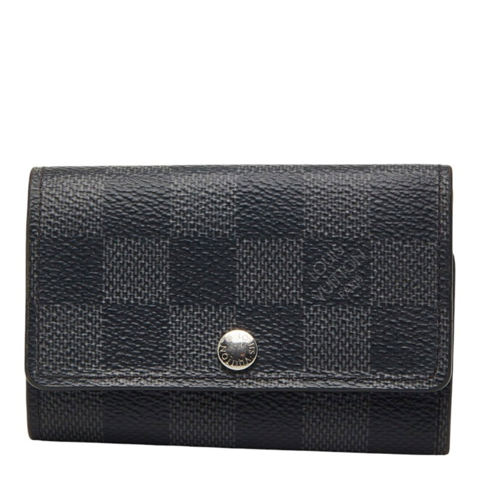Louis Vuitton Keycase Pvc Leather: Louis Vuitton Keycase Pvc Leather This Louis Vuitton Keycase is crafted from a unique blend of PVC and leather, offering a distinctive look and feel. Measuring 7cm x 10.5cm x 1.3cm, it features a slee