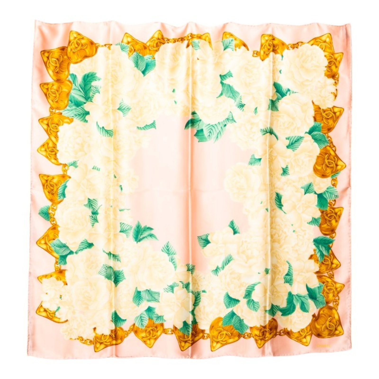 Silk Scarf Chanel: Silk Scarf Chanel Silk Scarf from Chanel, featuring a classic beige and pink color combination, measures 93.5cm x 95cm. Made from high-quality silk, this scarf showcases the timeless elegance of the C