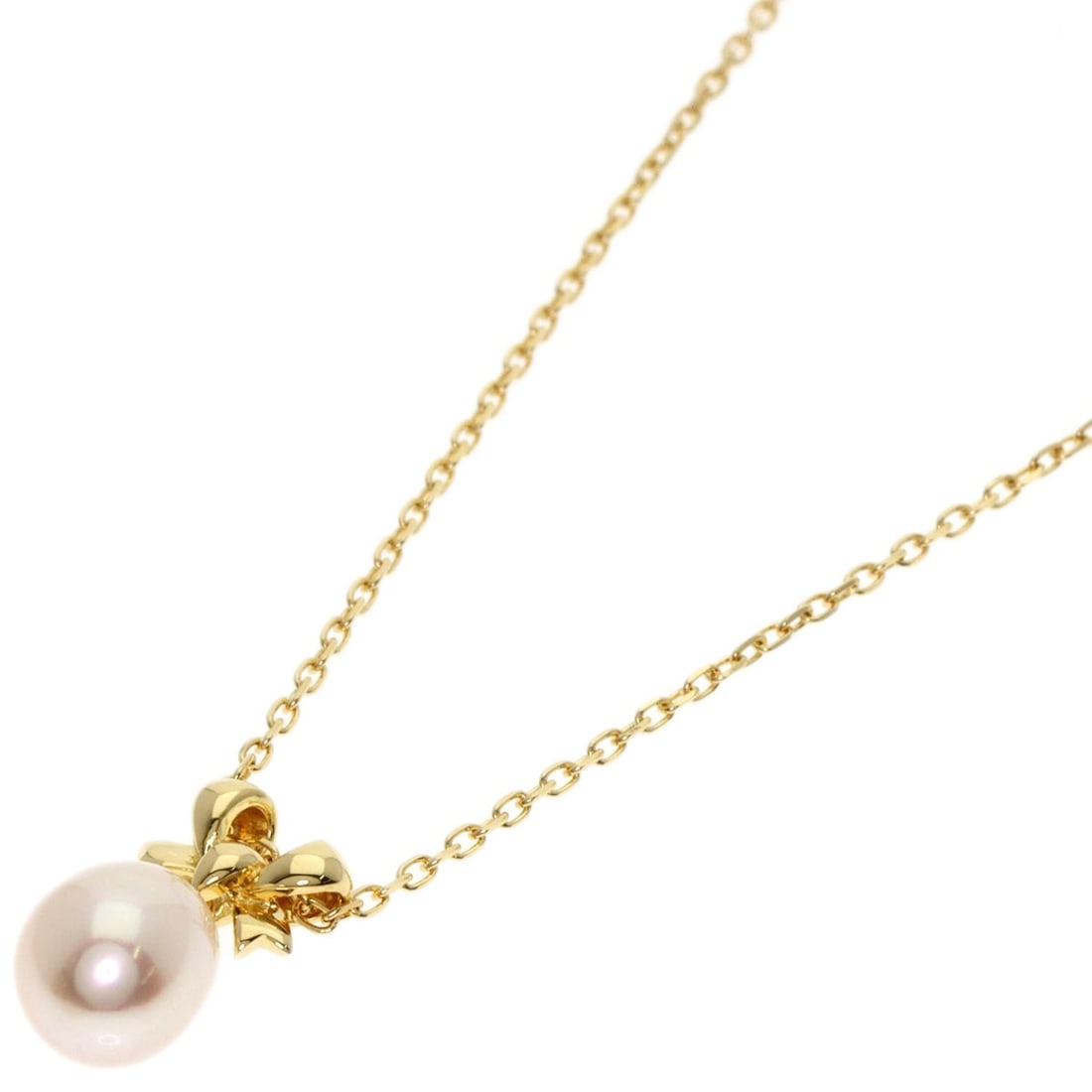 K18 Yellow Gold Mikimoto Pearl Necklace: K18 Yellow Gold Mikimoto Pearl Necklace K18 Yellow Gold Mikimoto Pearl Necklace boasts a stunning 15.5-inch length of high-quality pearls set in 18k yellow gold, showcasing the exceptional