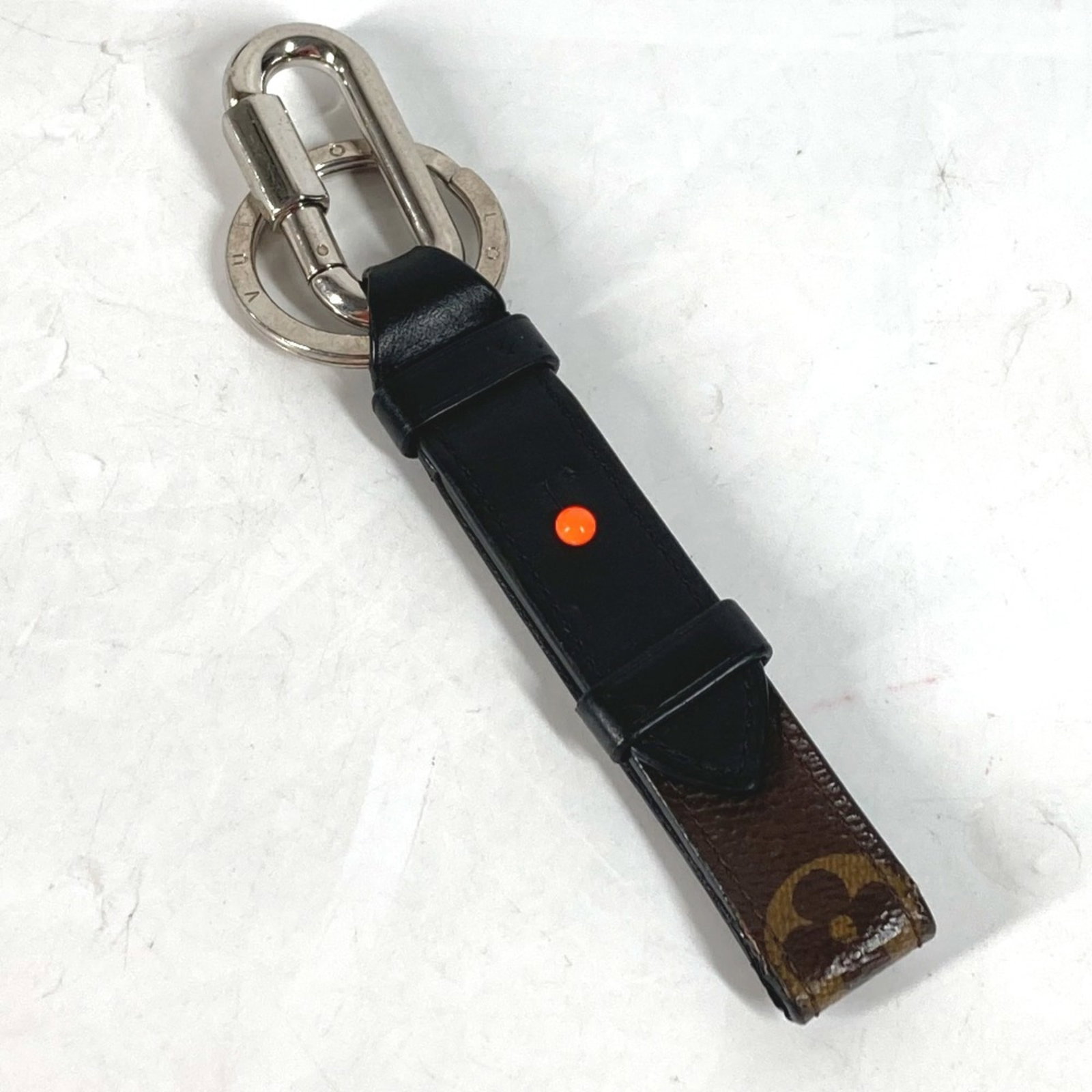 Canvas Keyring Monogram Louis Vuitton: Canvas Keyring Monogram Louis Vuitton Canvas Keyring Monogram Louis Vuitton is made from canvas and features a monogram design. The item comes with a monogram chain/strap that measures 1.14m /