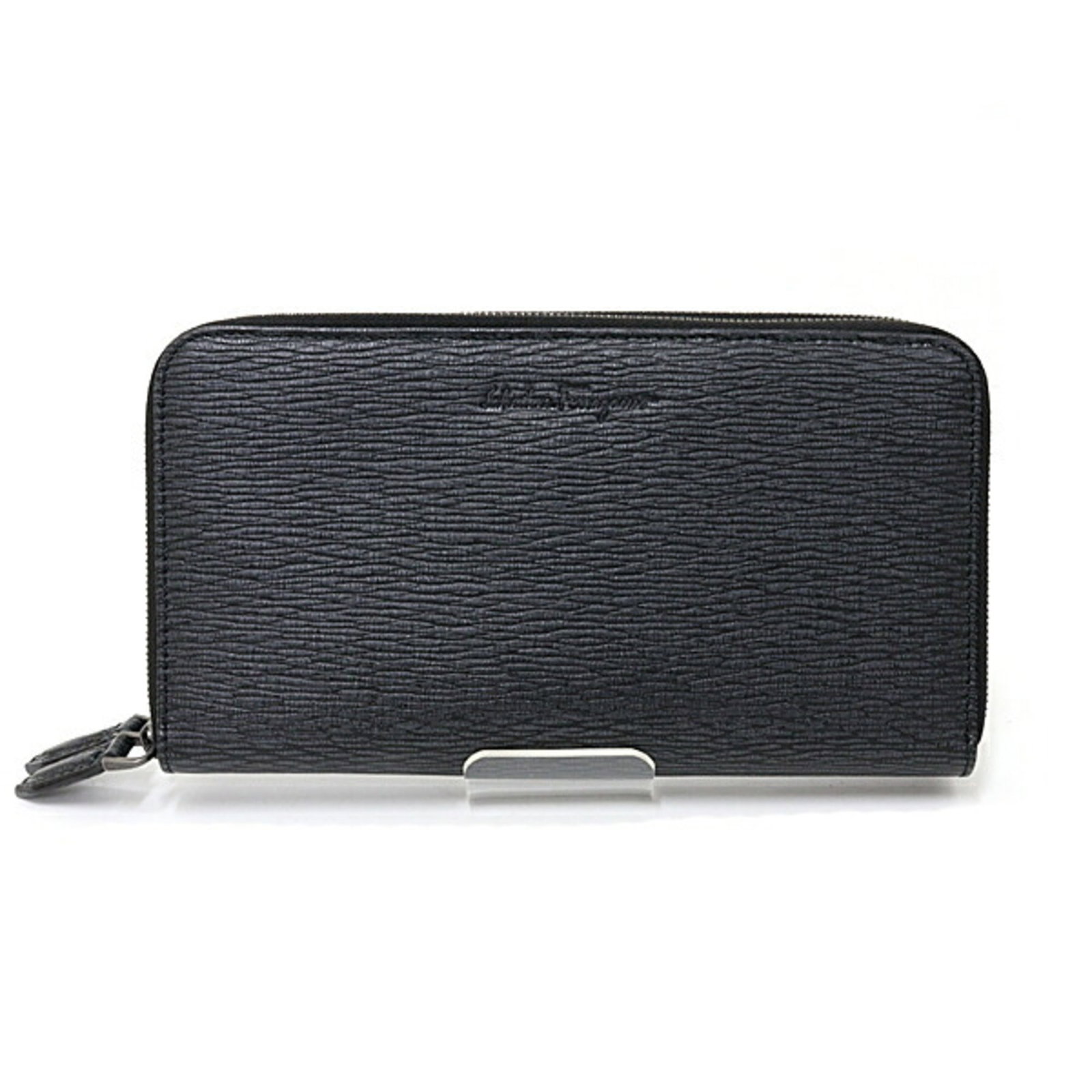 Salvatore Ferragamo Long Wallet (Bi-Fold) Leather: Salvatore Ferragamo Long Wallet (Bi-Fold) Leather The Salvatore Ferragamo Long Wallet is a sleek and sophisticated accessory, crafted from high-quality calfskin leather in a classic black and gray