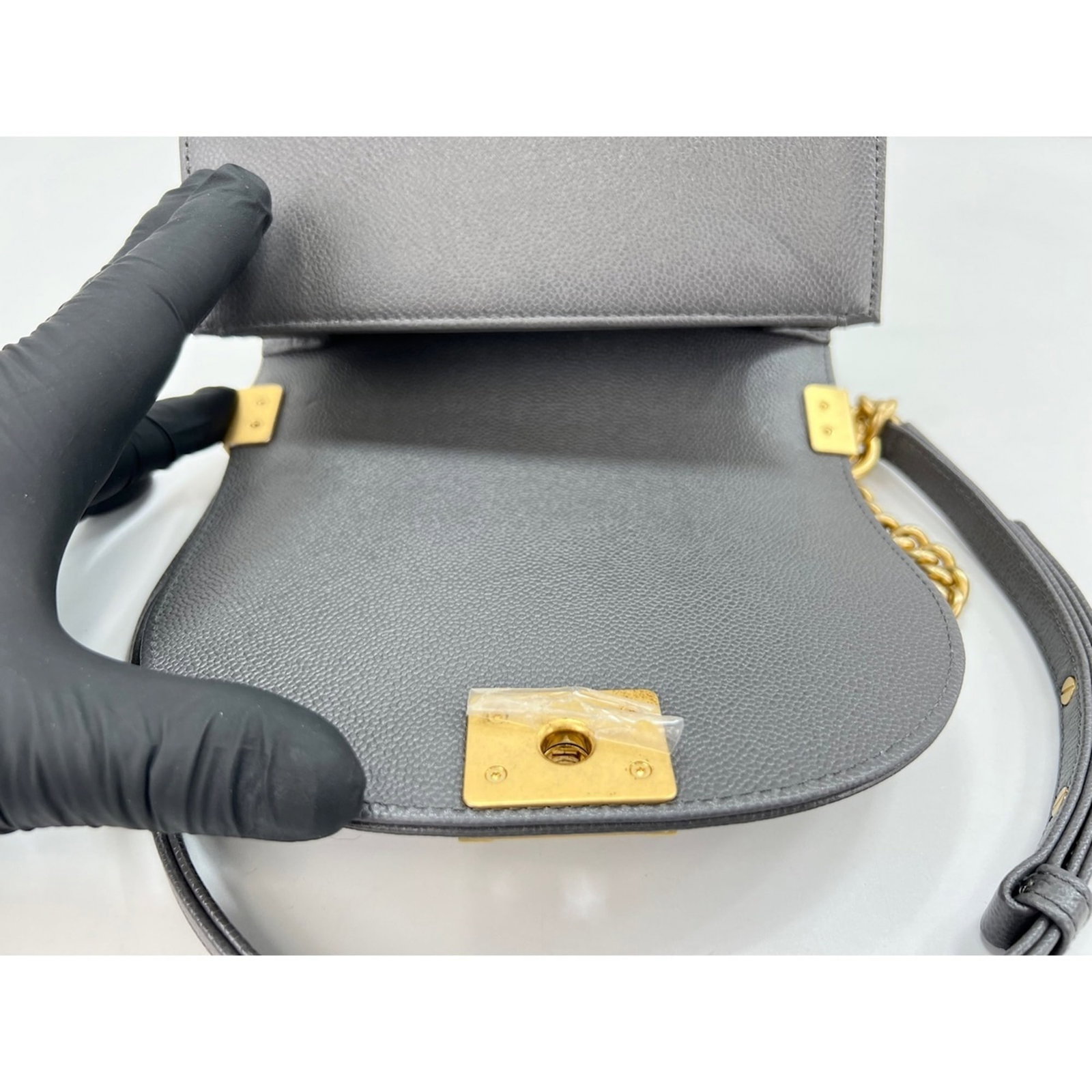 Shoulder Bag by Chanel - 10