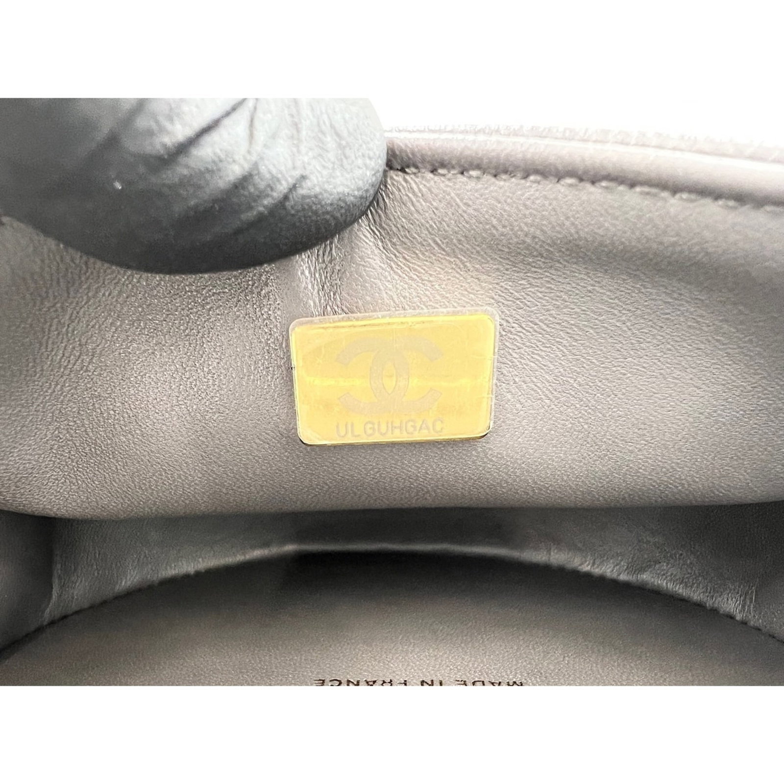 Shoulder Bag by Chanel - 12