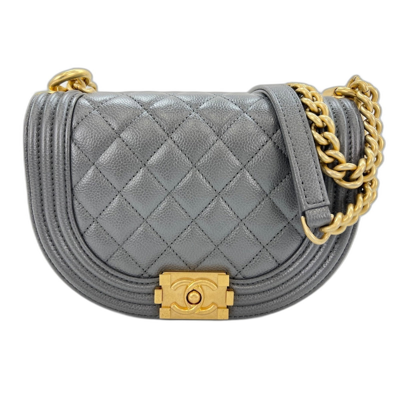 Shoulder Bag by Chanel: Shoulder Bag by Chanel Gray Boy Chanel shoulder bag with a sleek design, measuring 13cm x 15cm x 6cm, features a 56cm strap length. This stylish bag is a classic example of the Boy Chanel line, known 
