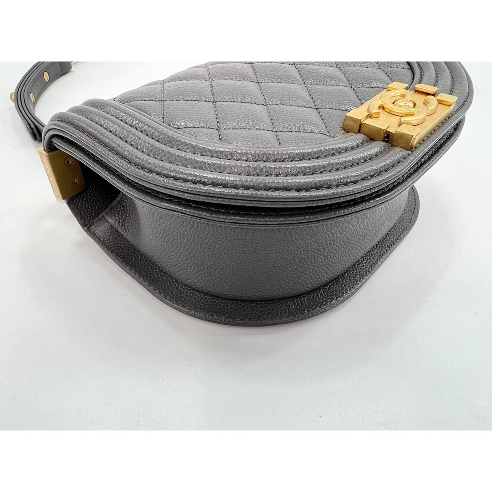 Shoulder Bag by Chanel - 7