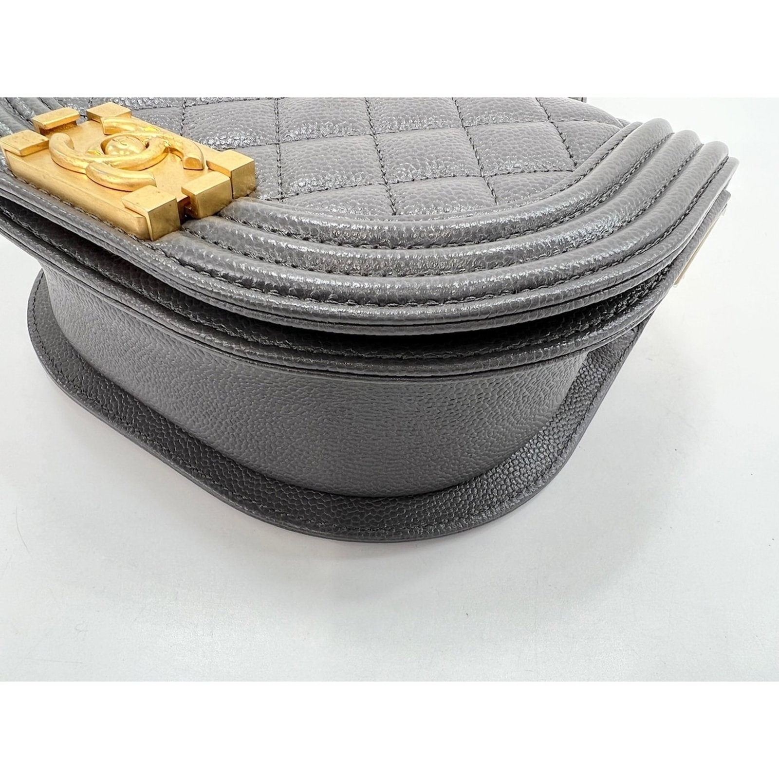 Shoulder Bag by Chanel - 8