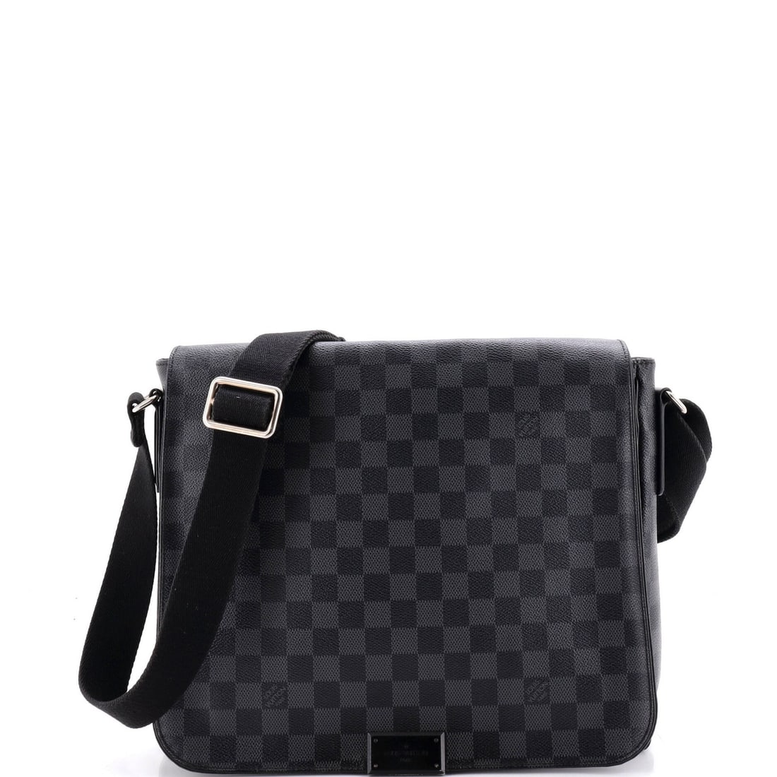 Damier Graphite GM Messenger Bag Louis Vuitton District: Damier Graphite GM Messenger Bag Louis Vuitton District Black Damier Graphite GM Messenger Bag with Canvas Coated Exterior, featuring a classic messenger style and silver hardware, measures 11.5" x