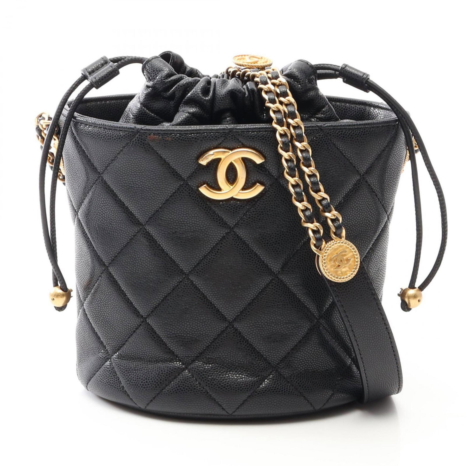 Calfskin Grained Shoulder Bag Handbag: Calfskin Grained Shoulder Bag Handbag Calfskin Grained Shoulder Bag Handbag in Black features a sleek design with gold hardware, making it a stylish accessory for any woman. The bag measures 20cm x
