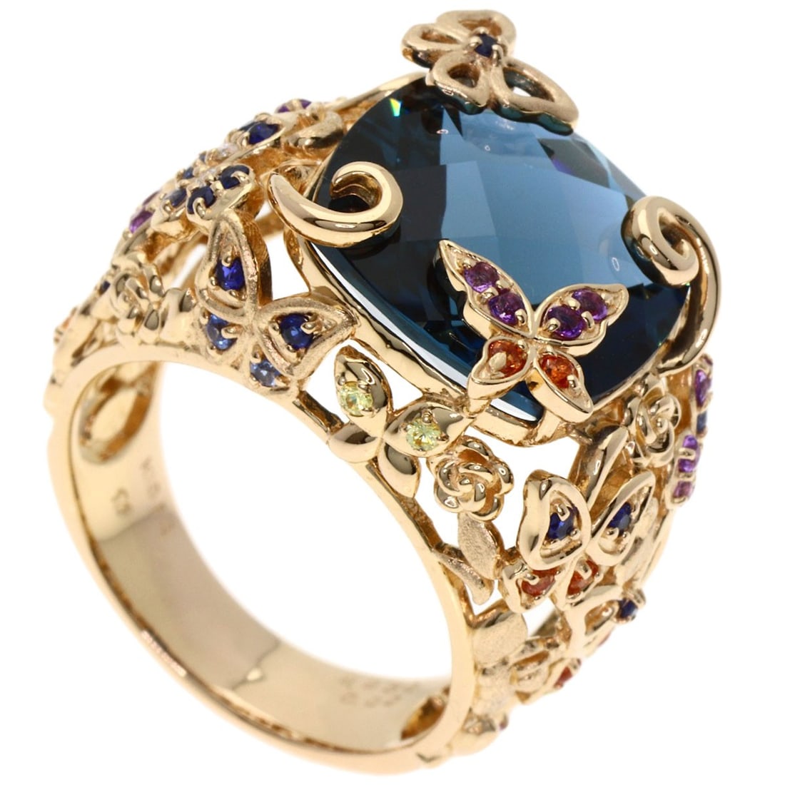 9.952Ct Siren Azzurro Blue Topaz Sapphire Ring K18 Pink Gold 11G: 9.952Ct Siren Azzurro Blue Topaz Sapphire Ring K18 Pink Gold 11G 9.952ct Siren Azzurro Blue Topaz Sapphire Ring in K18 Pink Gold. This stunning ring showcases a bold 9.952ct blue topaz sapphire, set i