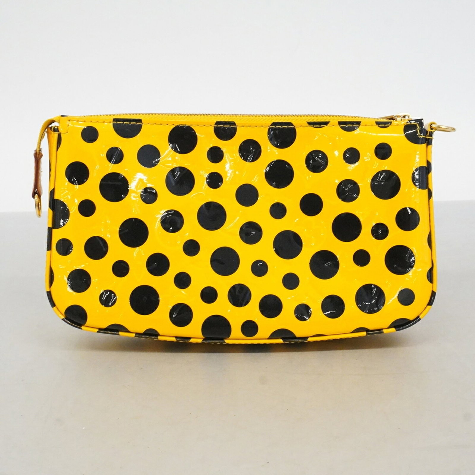 Louis Vuitton Pouch - 10