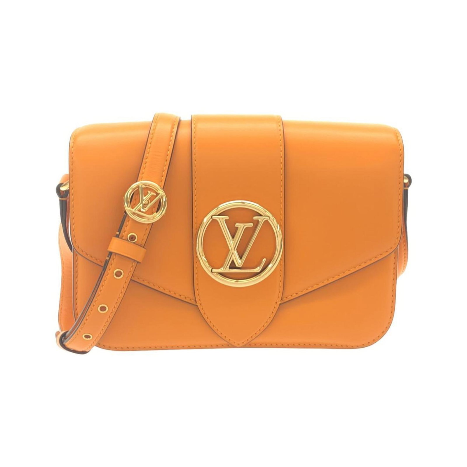 Shoulder Bag Leather Louis Vuitton: Shoulder Bag Leather Louis Vuitton The Louis Vuitton MPN M55946 Shoulder Bag is crafted from high-quality calf leather, featuring a vibrant orange color and gold hardware. Measuring 15cm x 23cm x 7.5c
