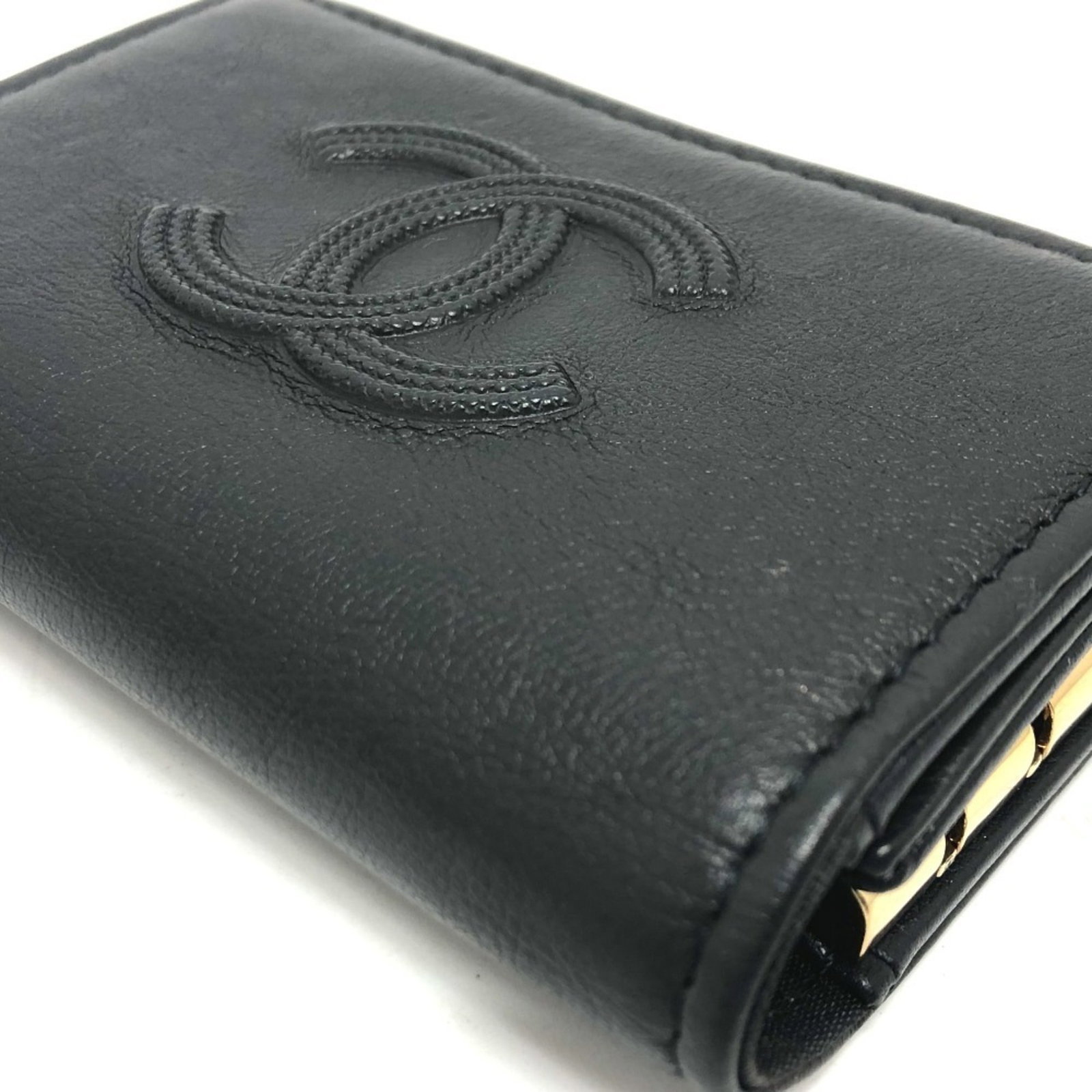 Keycase leather by Chanel - 5