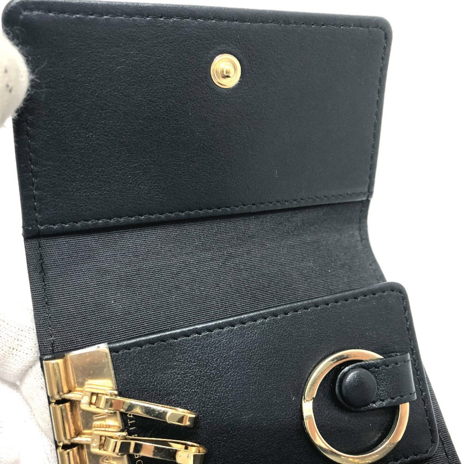 Keycase leather by Chanel - 8