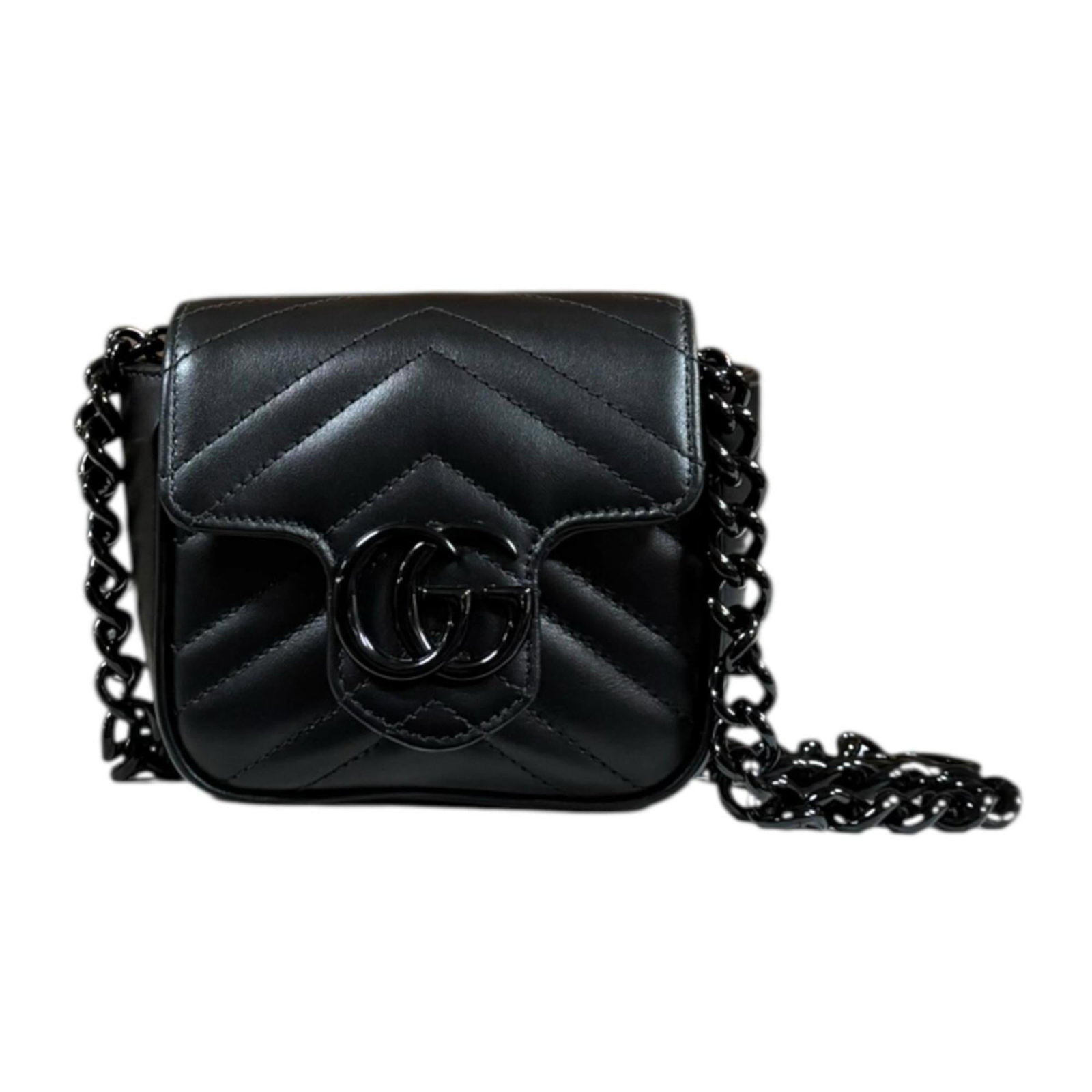 Pochette Leather Bag Shoulder Gucci: Pochette Leather Bag Shoulder Gucci Black leather pochette shoulder bag from Gucci, measuring 12cm x 13cm x 7cm, with a sleek and classic design. This stylish bag features high-quality leather