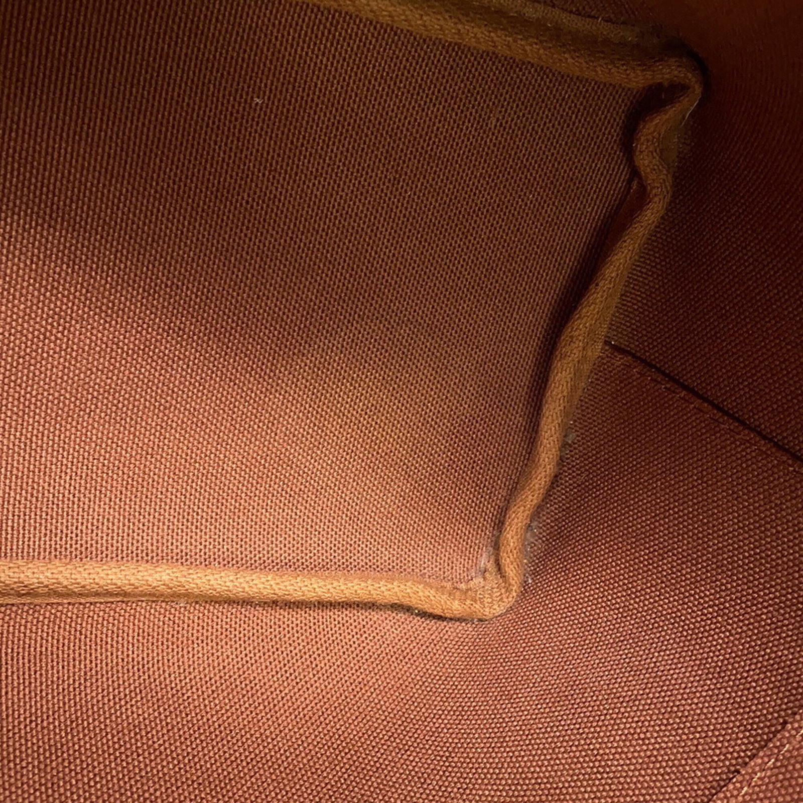 Louis Vuitton Monogram Handbag - 6