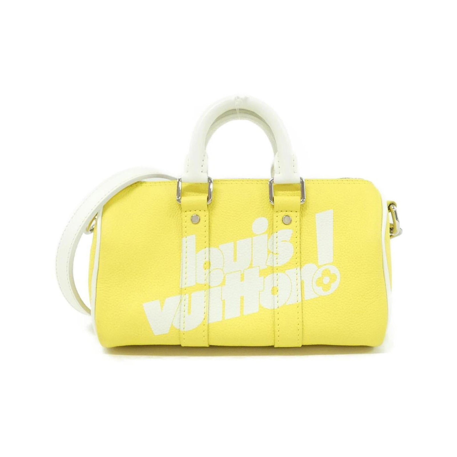 Louis Vuitton Boston Bag Leather: Louis Vuitton Boston Bag Leather Boston bag from Louis Vuitton, crafted from high-quality calf leather, features a signature yellow color and silver hardware. Measuring 12cm x 21cm x 9cm, this stylish