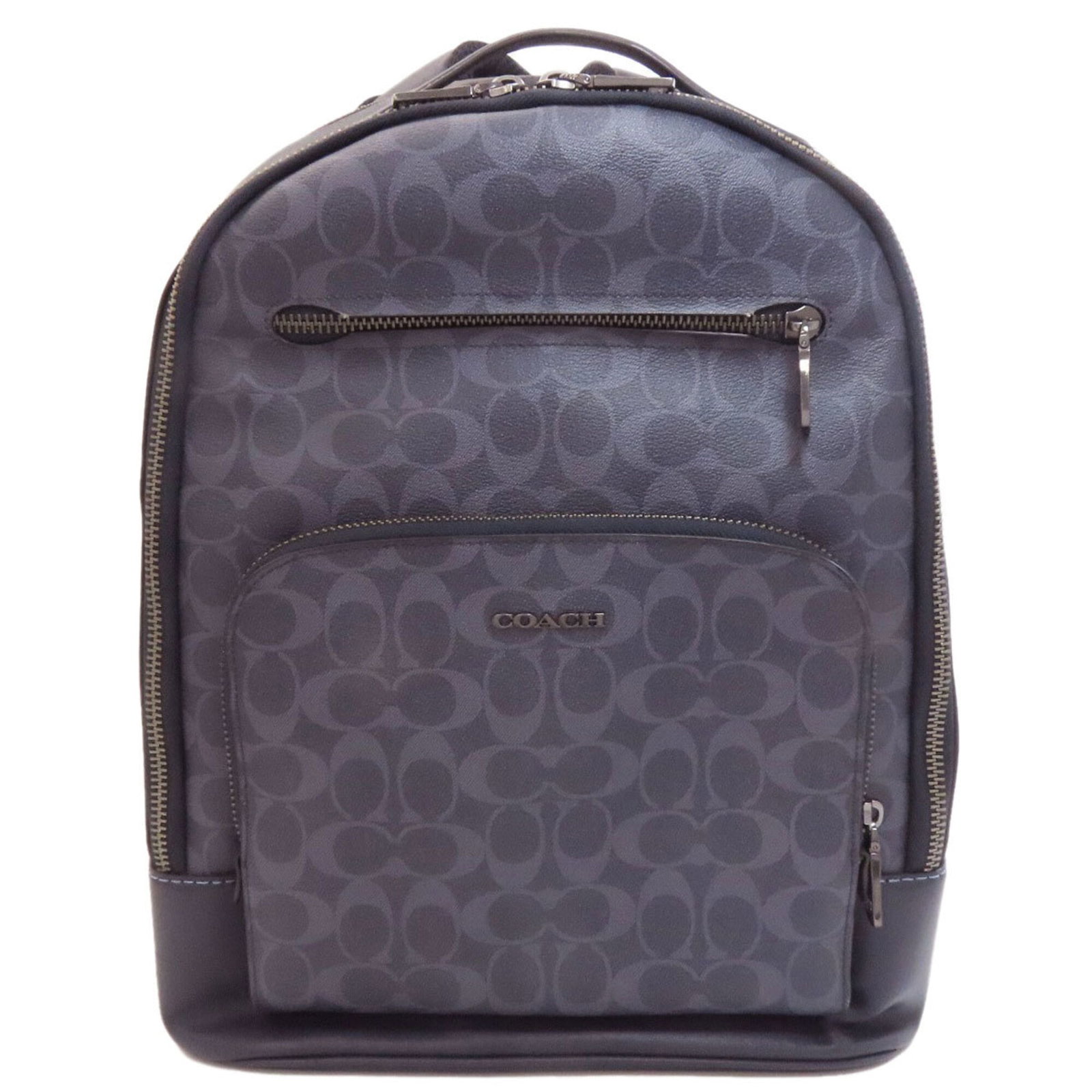 Pvc Backpack Coach: Pvc Backpack Coach Navy PVC Coach backpack with a sleek design, measuring 41cm x 32.5cm x 13cm. This stylish bag features a durable PVC material and a classic shape that's perfect for everyday use.