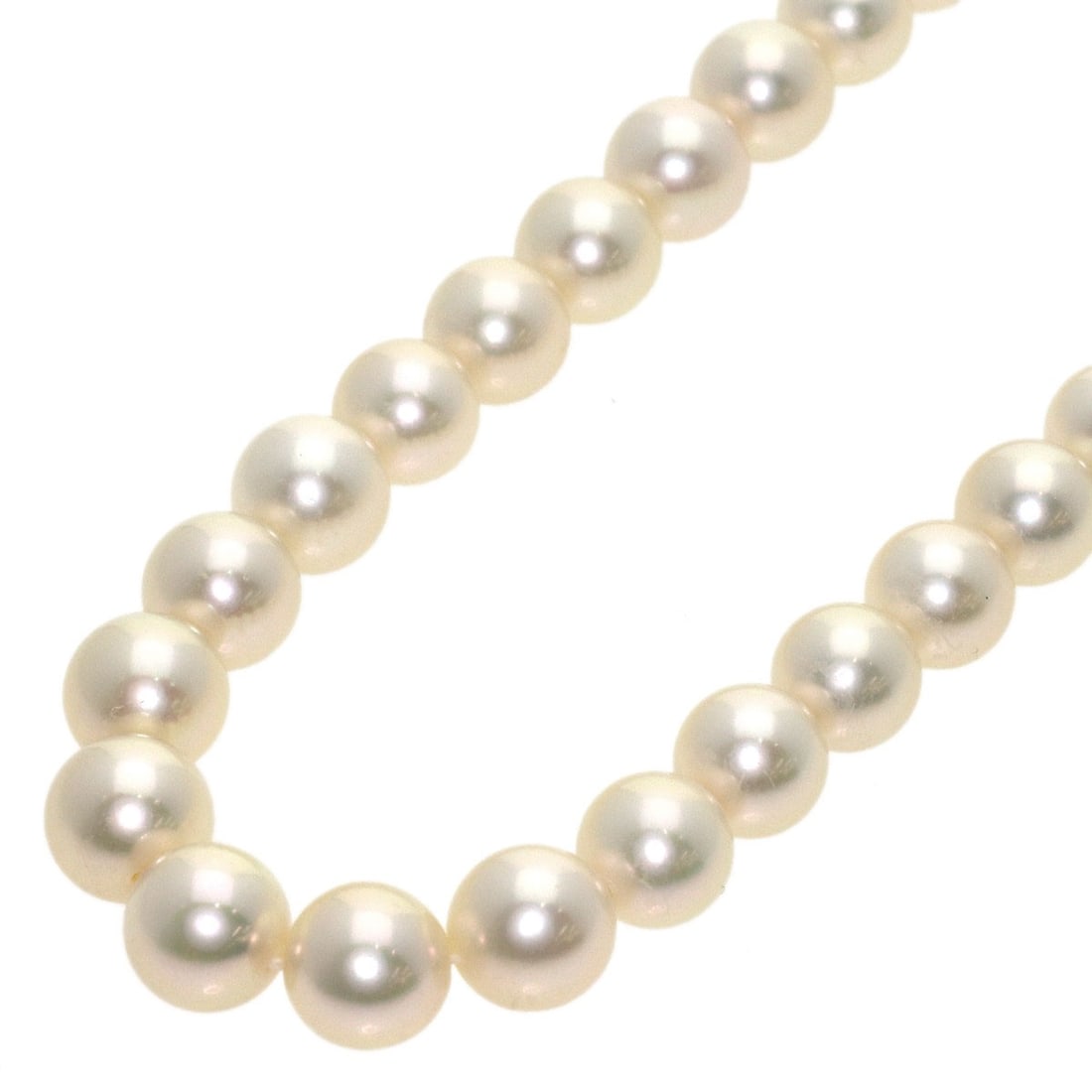 Swan Pearl Necklace Hardware Silver Tasaki: Swan Pearl Necklace Hardware Silver Tasaki Silver Tasaki necklace features a beautiful white pearl, set in a stylish silver pendant. The necklace has a sleek 16.5-inch length and an open closure. This