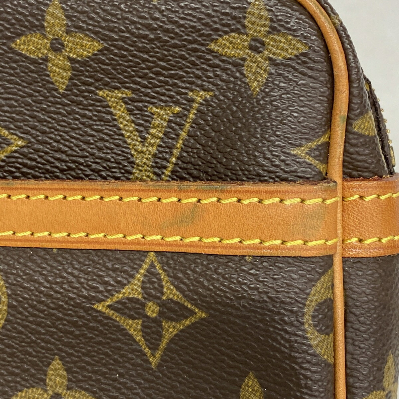 Louis Vuitton Bag - 6