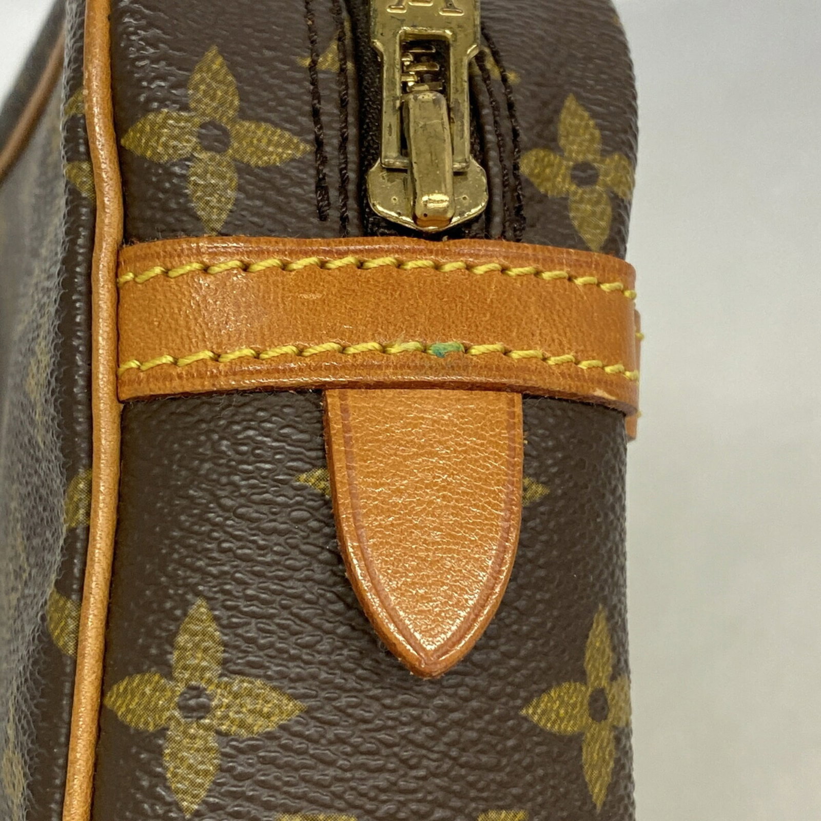 Louis Vuitton Bag - 8