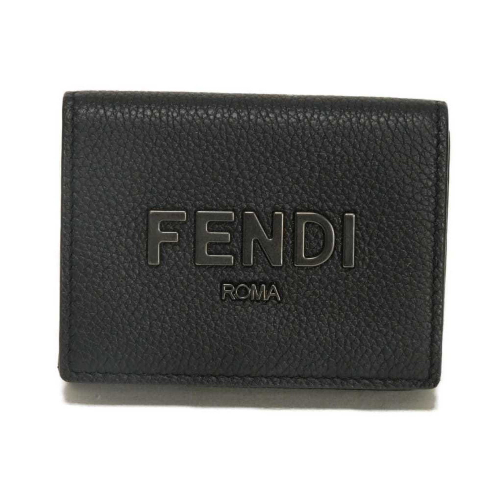 Fendi Wallet (Tri-Fold): Fendi Wallet (Tri-Fold) The Fendi MPN 7M0280 ALA8 F1Z35 tri-fold wallet boasts sleek design and precise dimensions, measuring 7.2cm x 9.5cm x 3cm. Its black or gunmetal finish adds a touch of