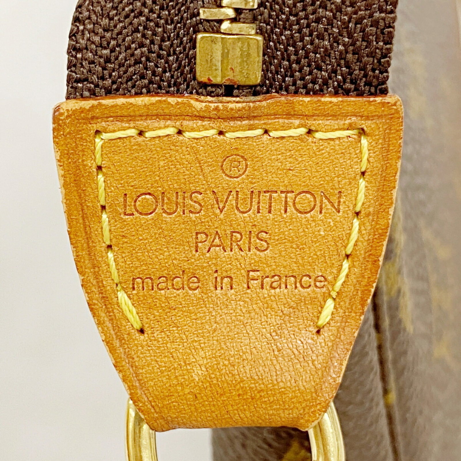 Louis Vuitton Pouch - 5
