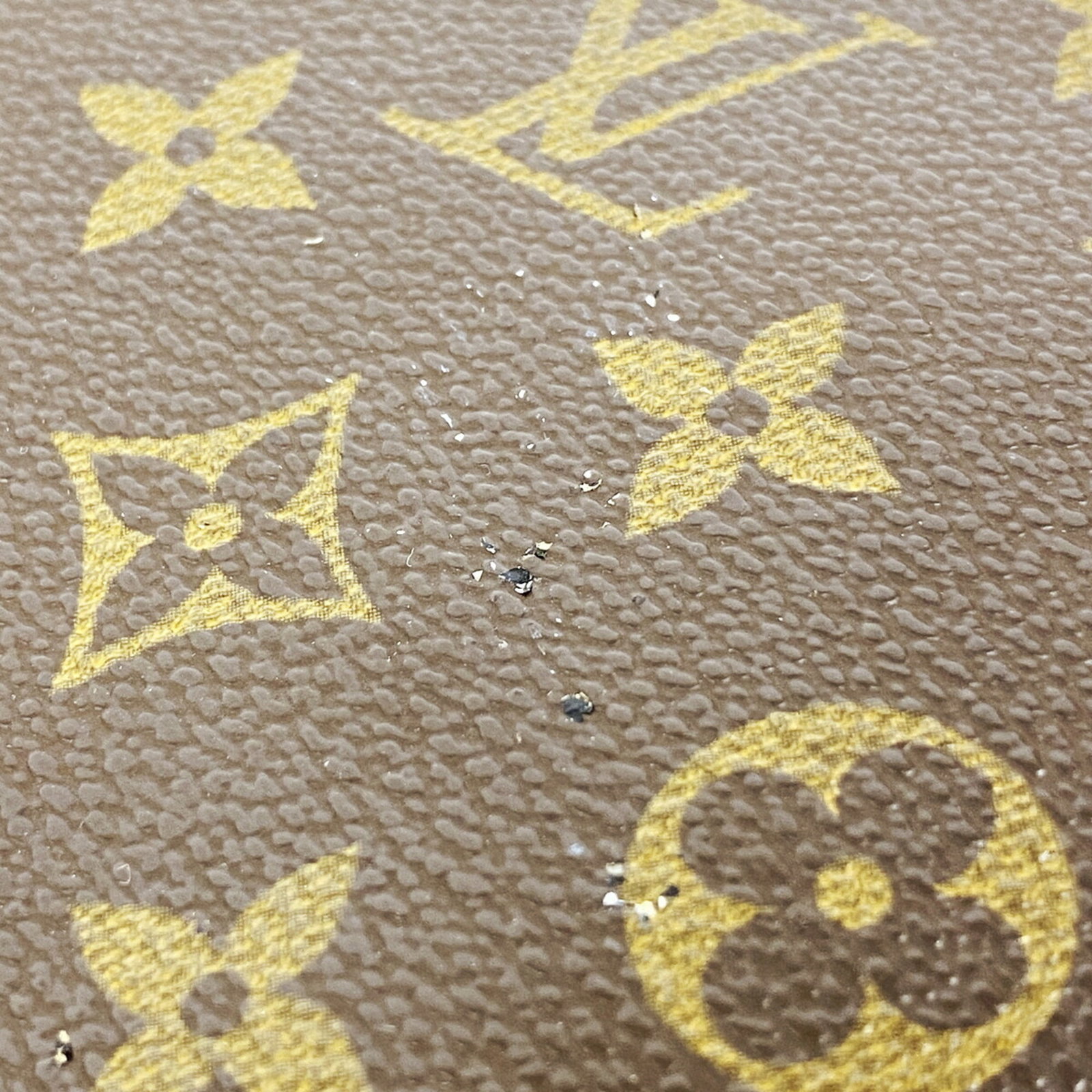 Louis Vuitton Pouch - 8