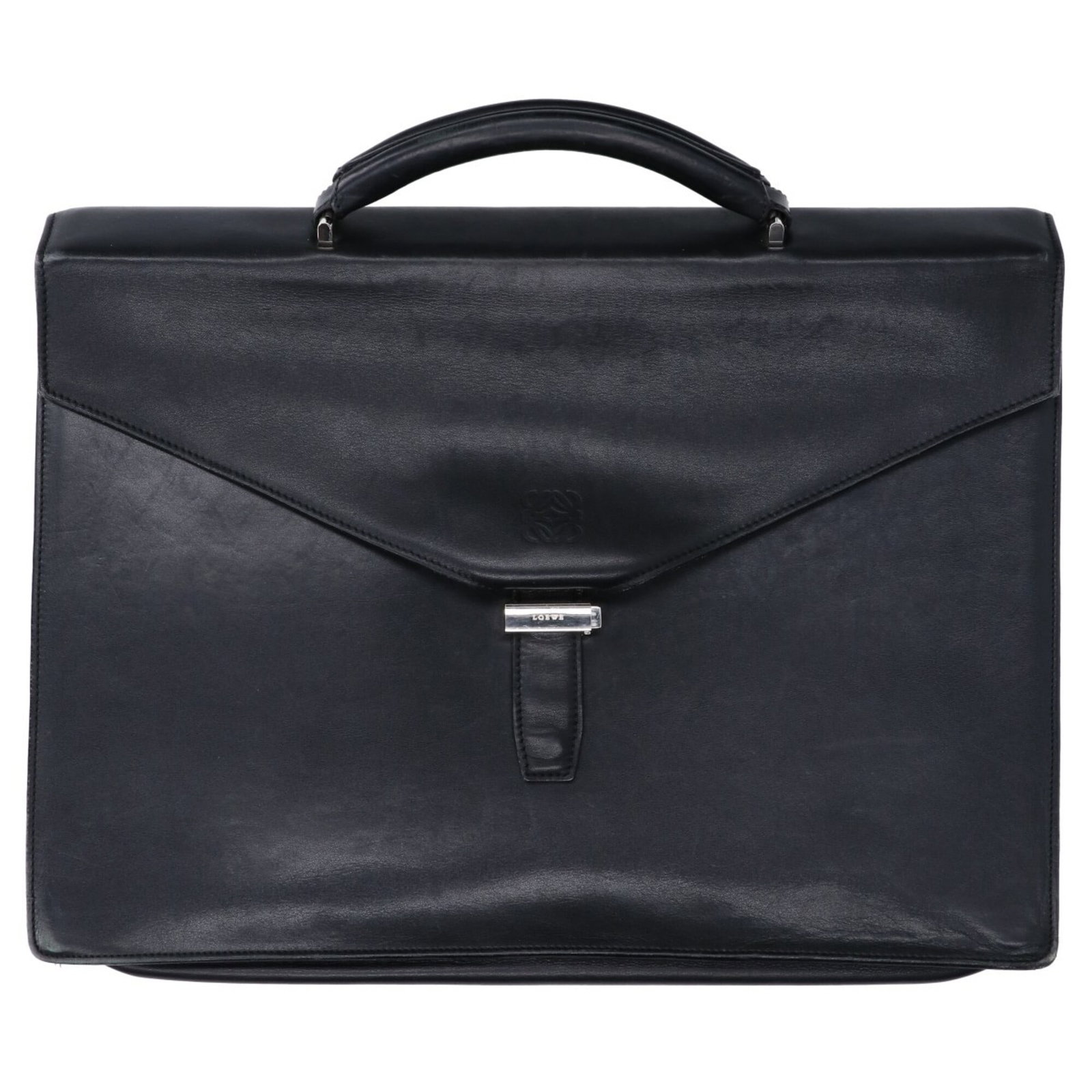 Briefcase Leather Loewe: Briefcase Leather Loewe Black leather briefcase from Loewe, measuring 31cm x 42cm x 5cm. Made from high-quality leather, this classic briefcase features a timeless design that exudes sophistication. I