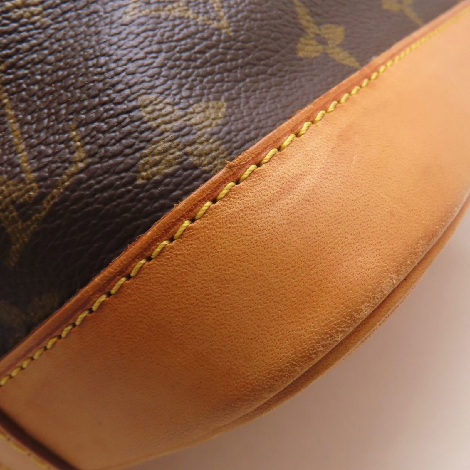 Louis Vuitton Monogram Handbag - 16