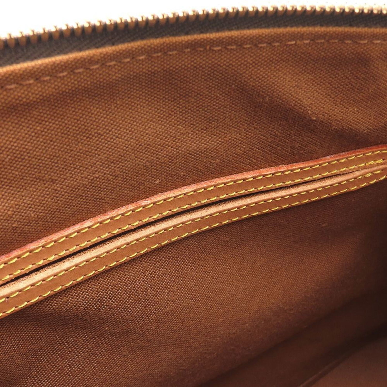 Louis Vuitton Monogram Handbag - 7