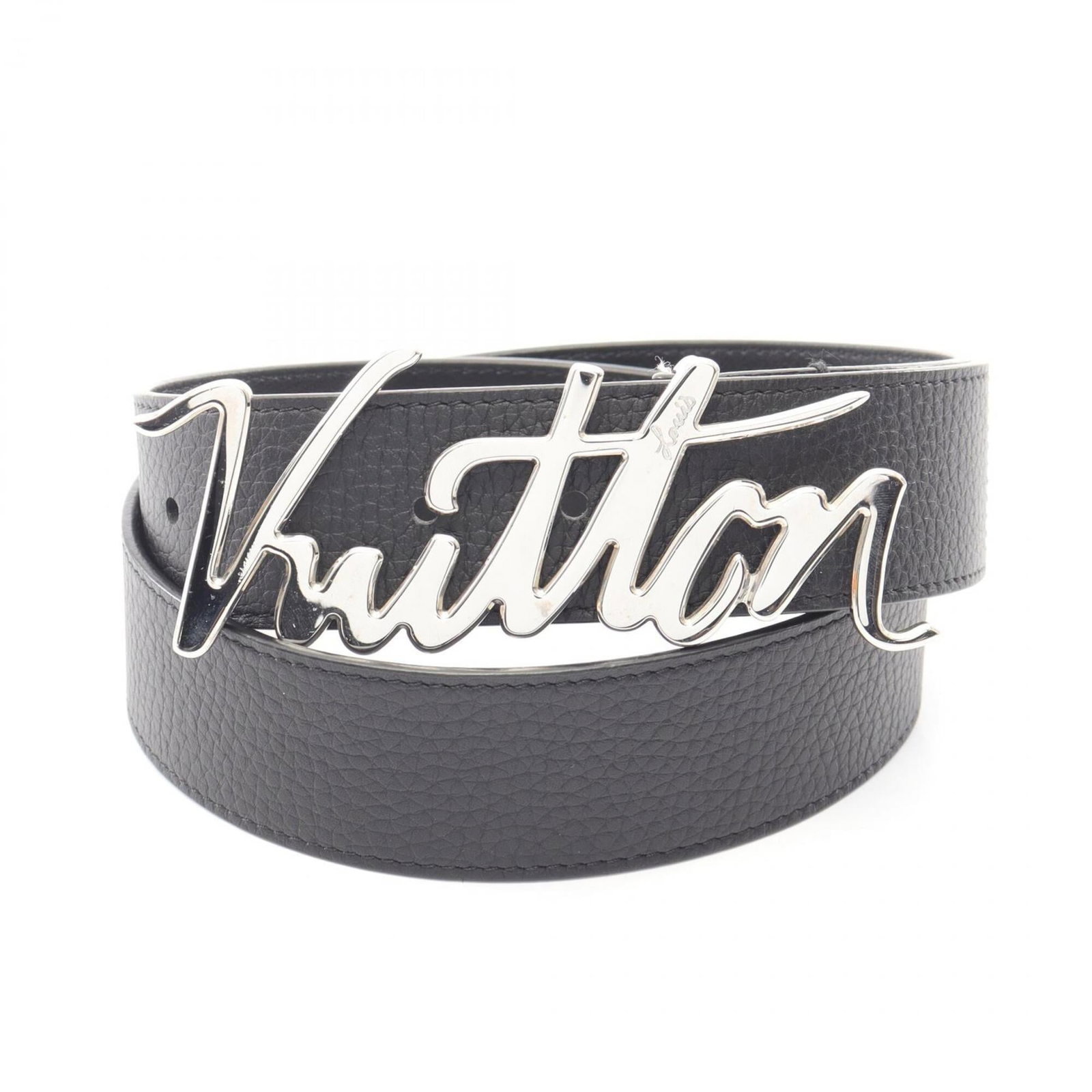 Standard belt by Louis Vuitton: Standard belt by Louis Vuitton Standard belt by Louis Vuitton, featuring black leather and a classic design, measures 80cm - 90cm in length. Made from high-quality leather, this belt is a timeless acc