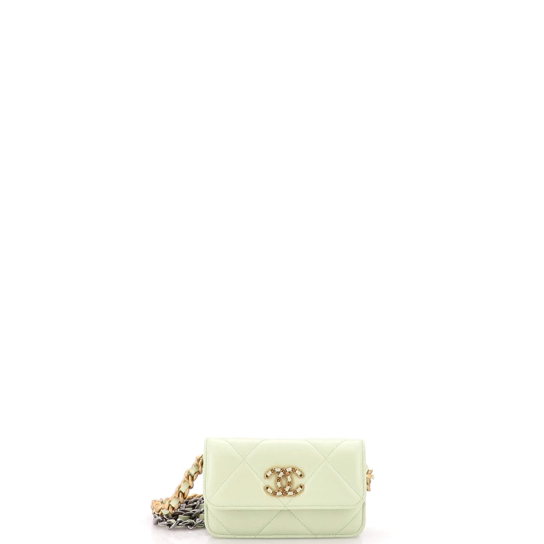 Clutch Chain Quilted Lambskin Chanel 19: Clutch Chain Quilted Lambskin Chanel 19 The Clutch Chain Quilted Lambskin Chanel 19 boasts a striking green exterior with quilted lambskin, adorned with chain details that add a touch of